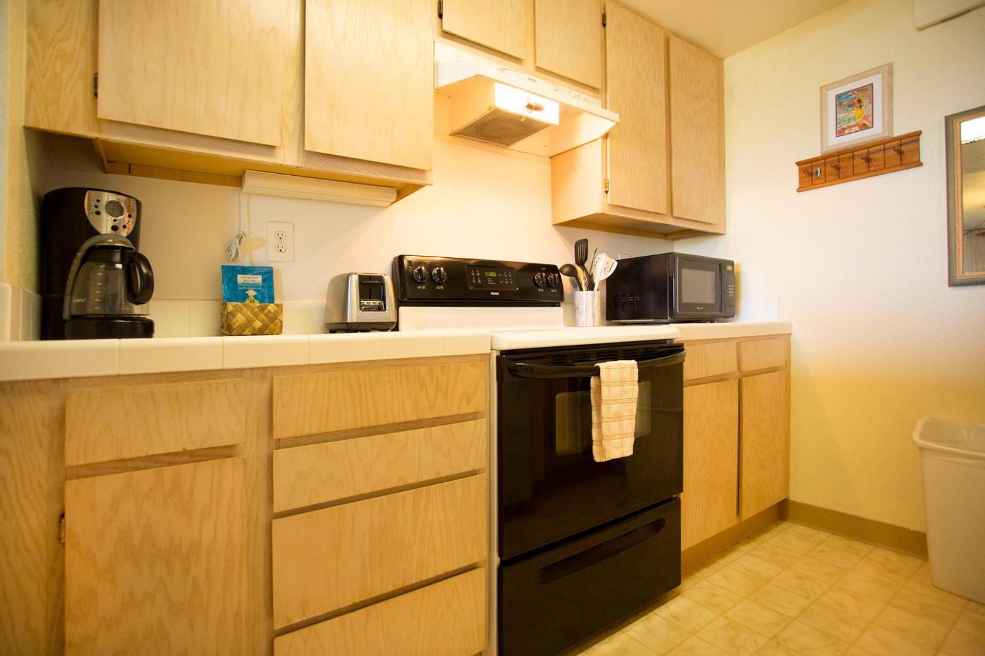 Makahuena at Poipu Apartment Koloa Bagian luar foto
